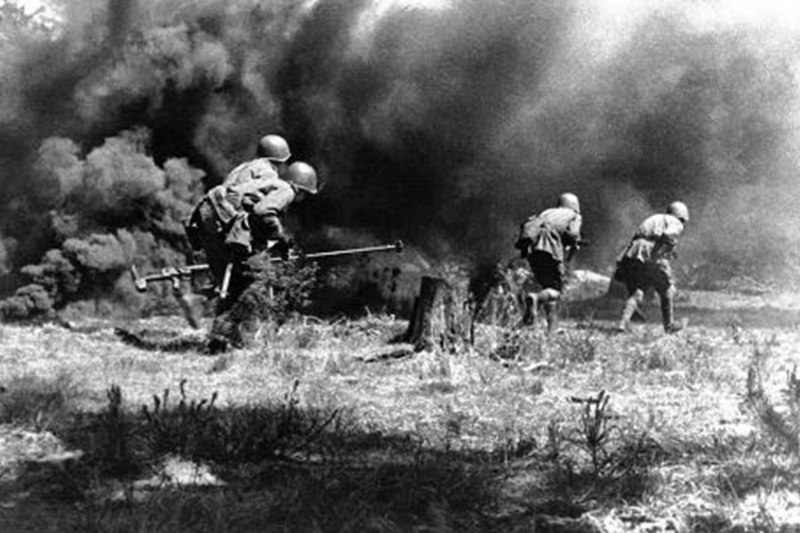 Ардагердің ауласында оркестр әуеледі