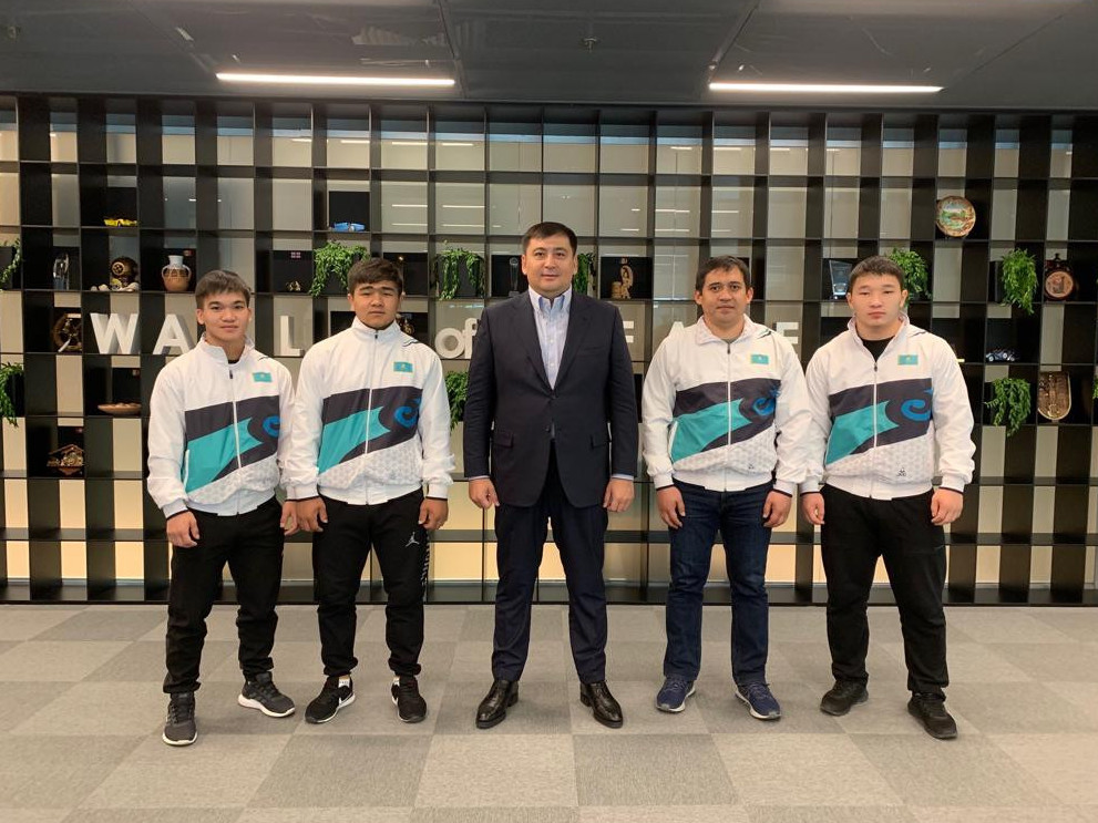 Жастарымыздан толайым табыс күтеміз