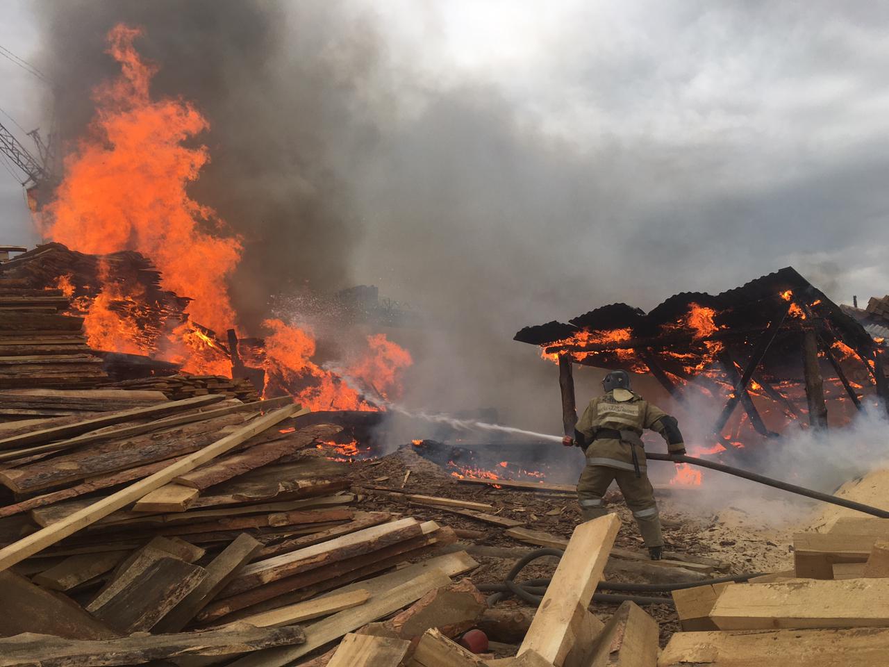 Семейде үлкен өрт болды