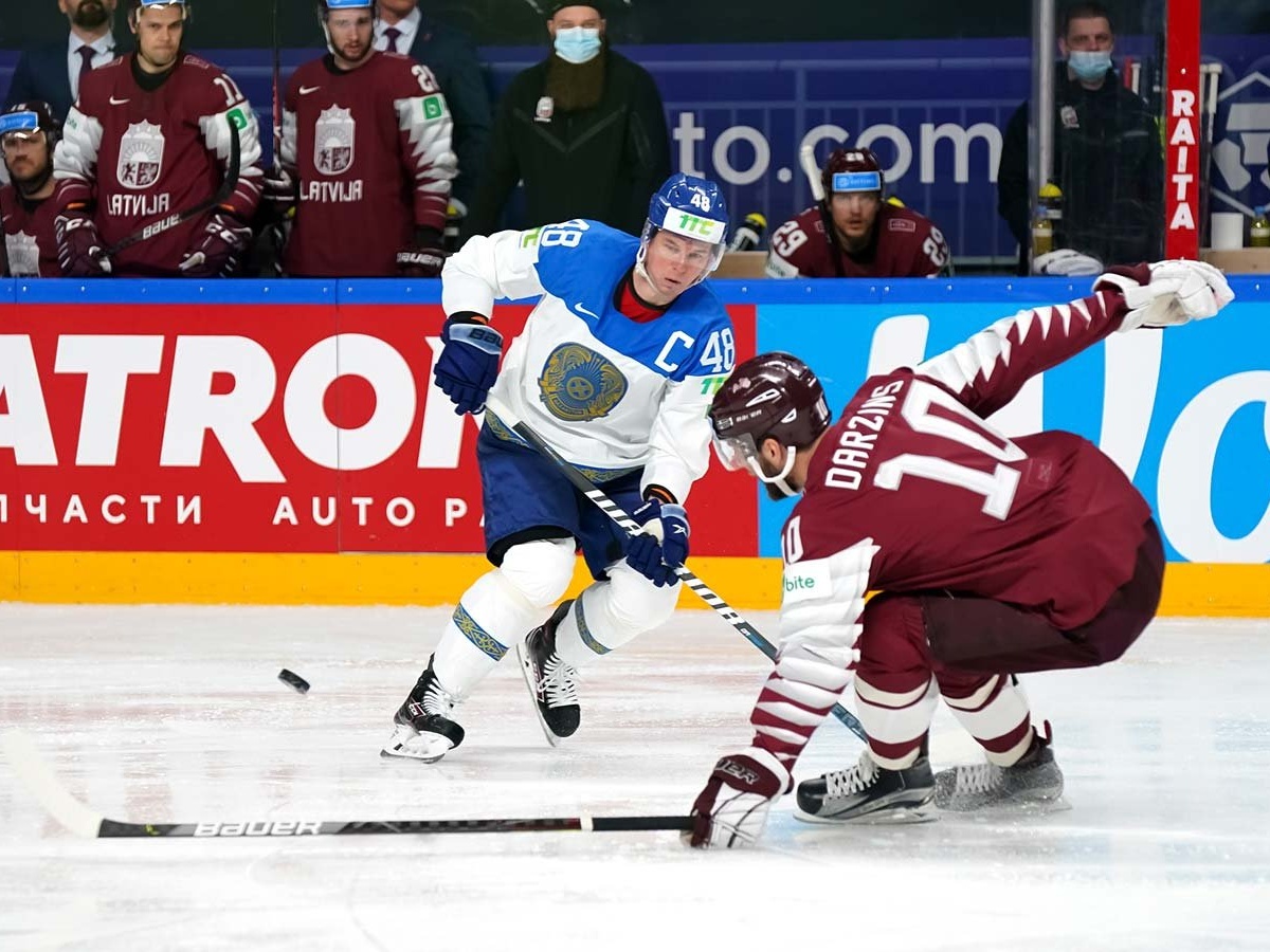 Әлем чемпионатын сәтті бастады