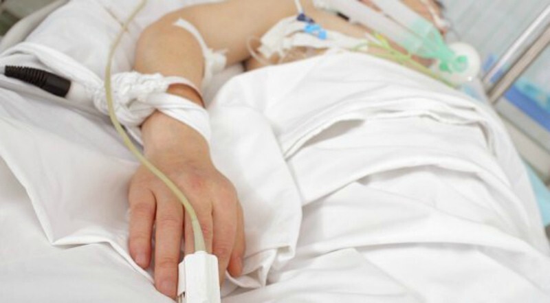 Атырауда жол апатынан зардап шеккен балаға күрделі ота жасалды