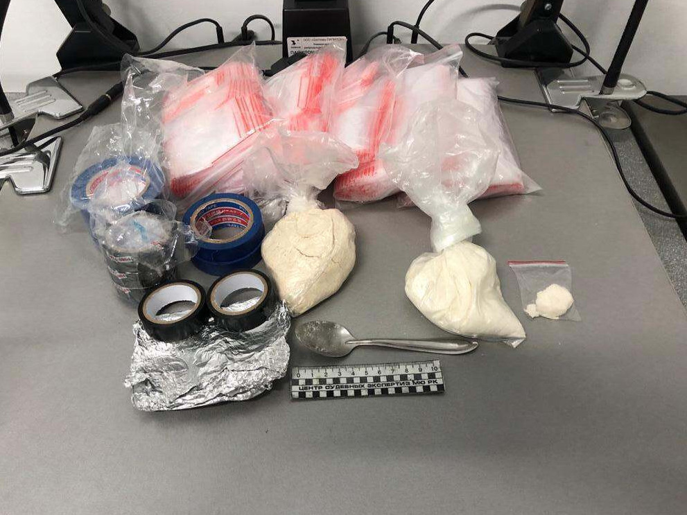 Атырауда 24 млн теңгенің есірткісін сатпақ болғандар ұсталды