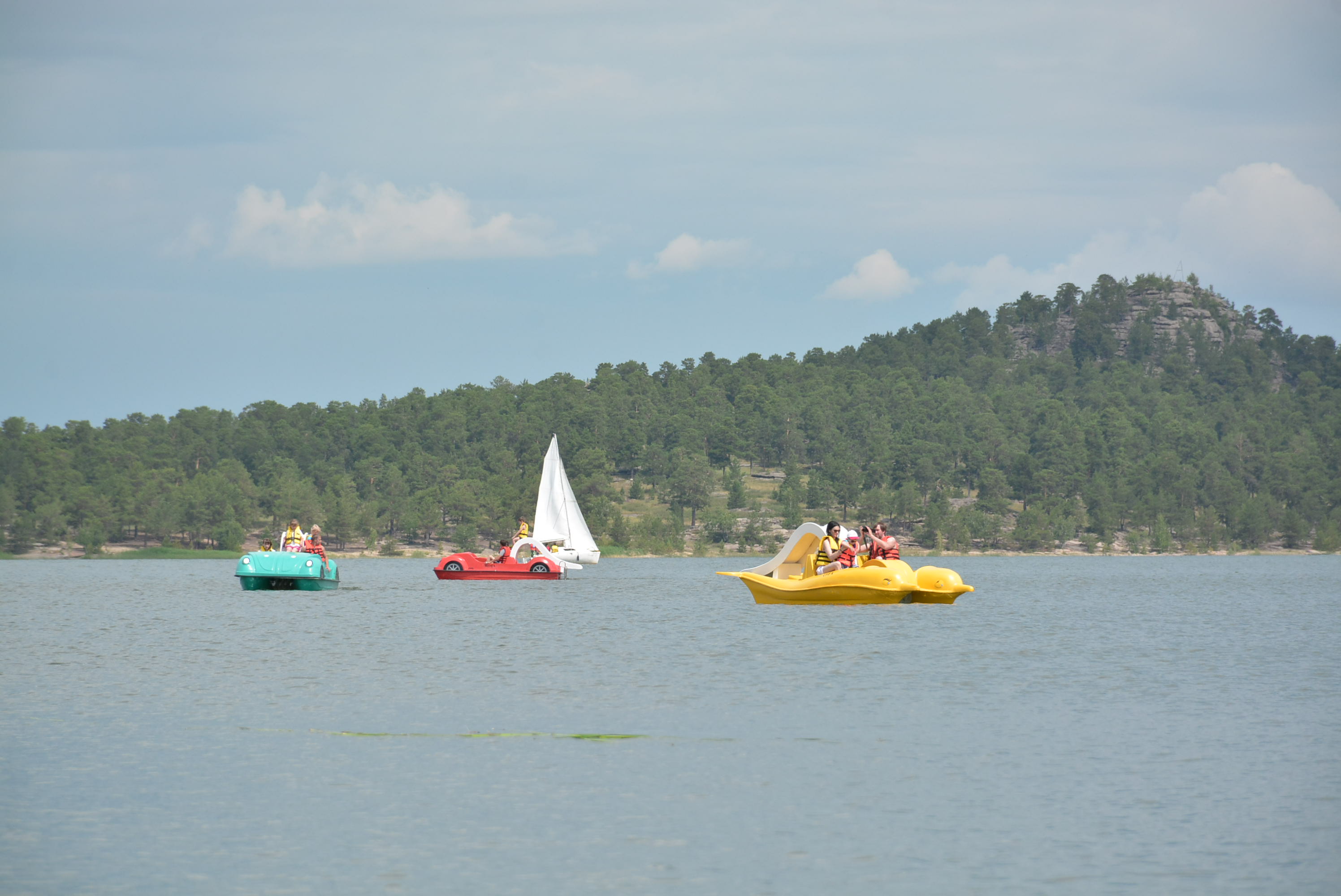 Көркіне Зерендінің көзің тоймас...