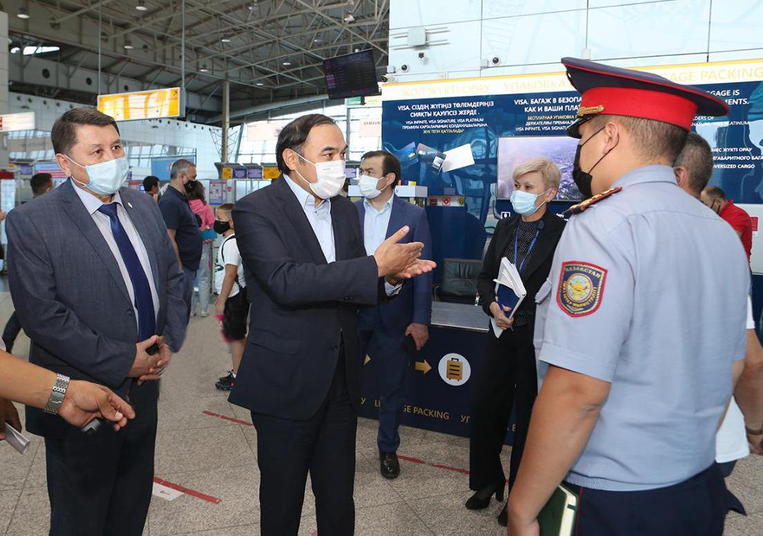 Алматы әуежайы мен теміржол вокзалдарында бақылау қайта күшейтілді