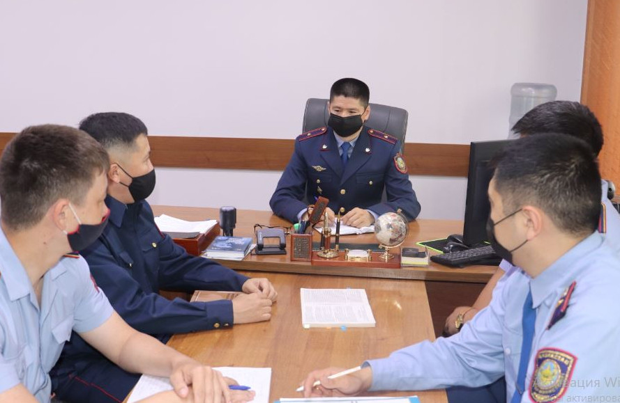 Әккі ұрыларды ұстаған жедел уәкіл