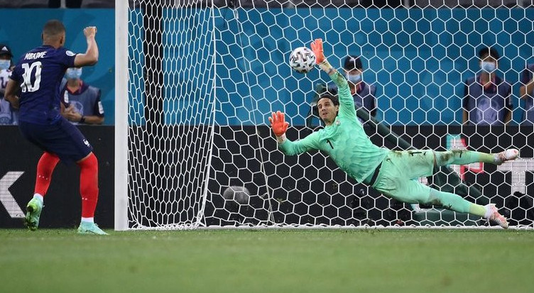 Еуродода әлем чемпиондарынсыз жалғасады