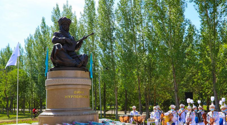 Ресейде күйші Дина Нұрпейісованың 160 жылдығы аталып өтіледі