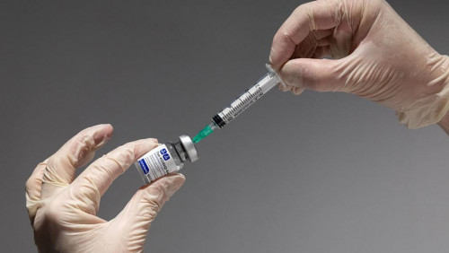 Алмаз Шарман: Адамдар өлім мен дерттен емес, вакцинадан қорқады