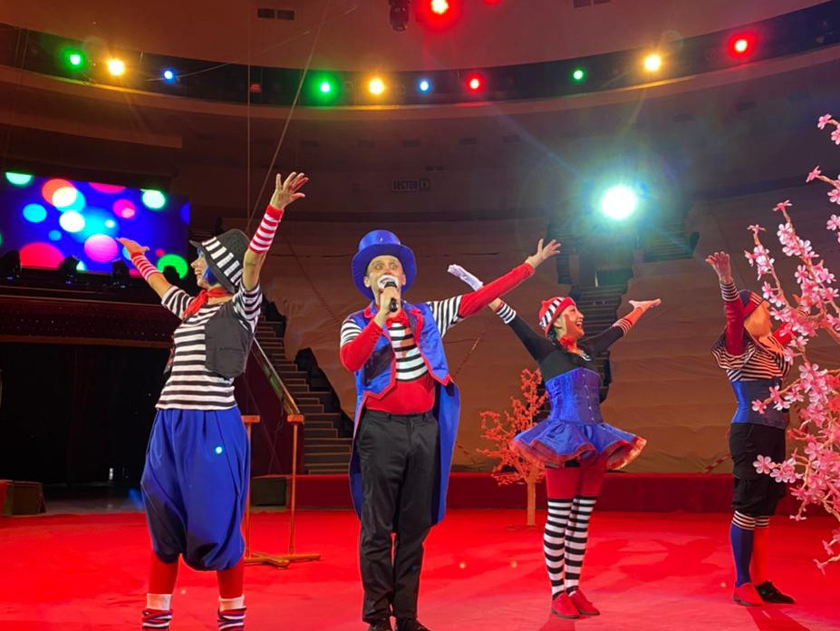 Бір көрерменге – үш орындық