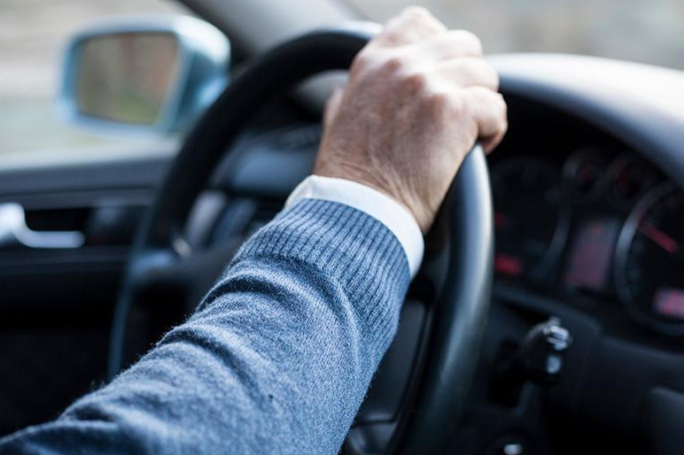 54 рет ерже бұзған жүргізушіге 1 млн теңгеден астам айыппұл салынды