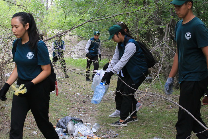 «Жасыл ел», қоқыс жәшігі және жас кәсіпкер