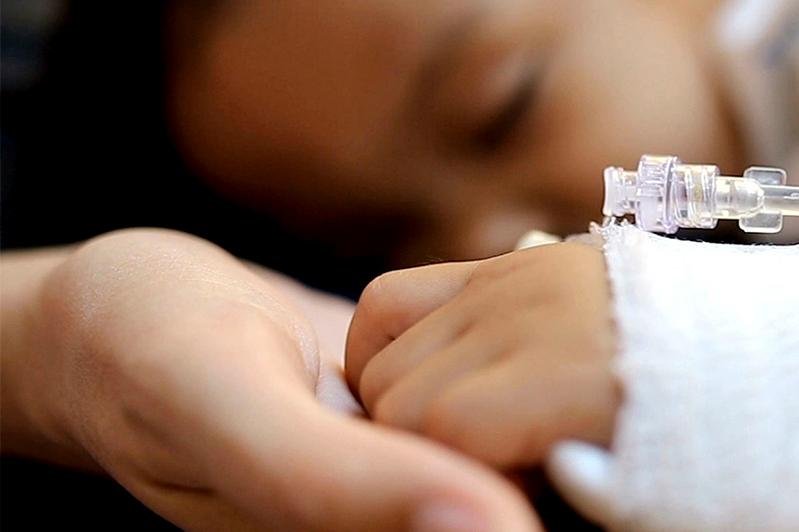 Шымкентте кавасаки синдромына шалдыққан бала жазылып шықты