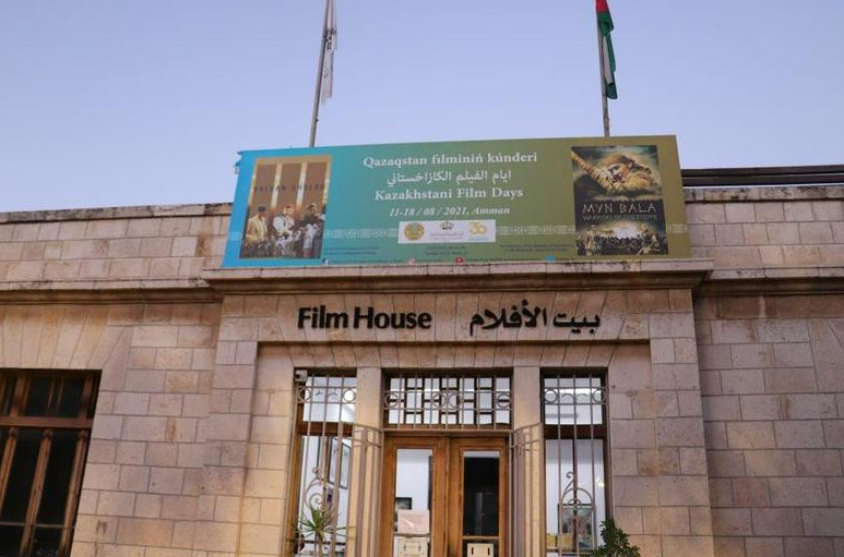 «Балуан Шолақты» тамашалады