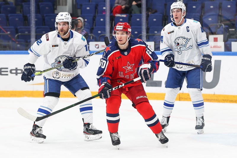 «Барыс» әйгілі ЦСКА-ны тізе бүктірді