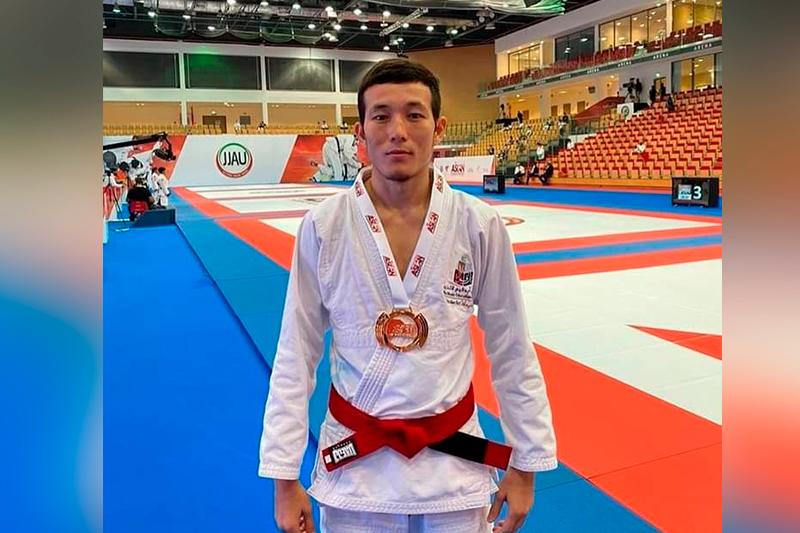 Қазақстандық джиу-джитсу спортшысы Азияның үш дүркін чемпионы атанды