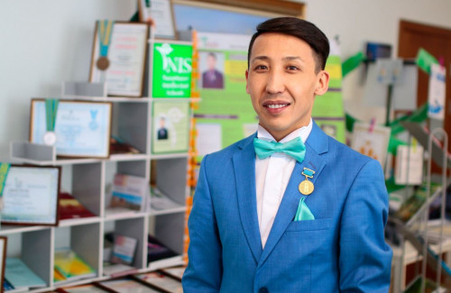 Әлемнің үздік ұстазы