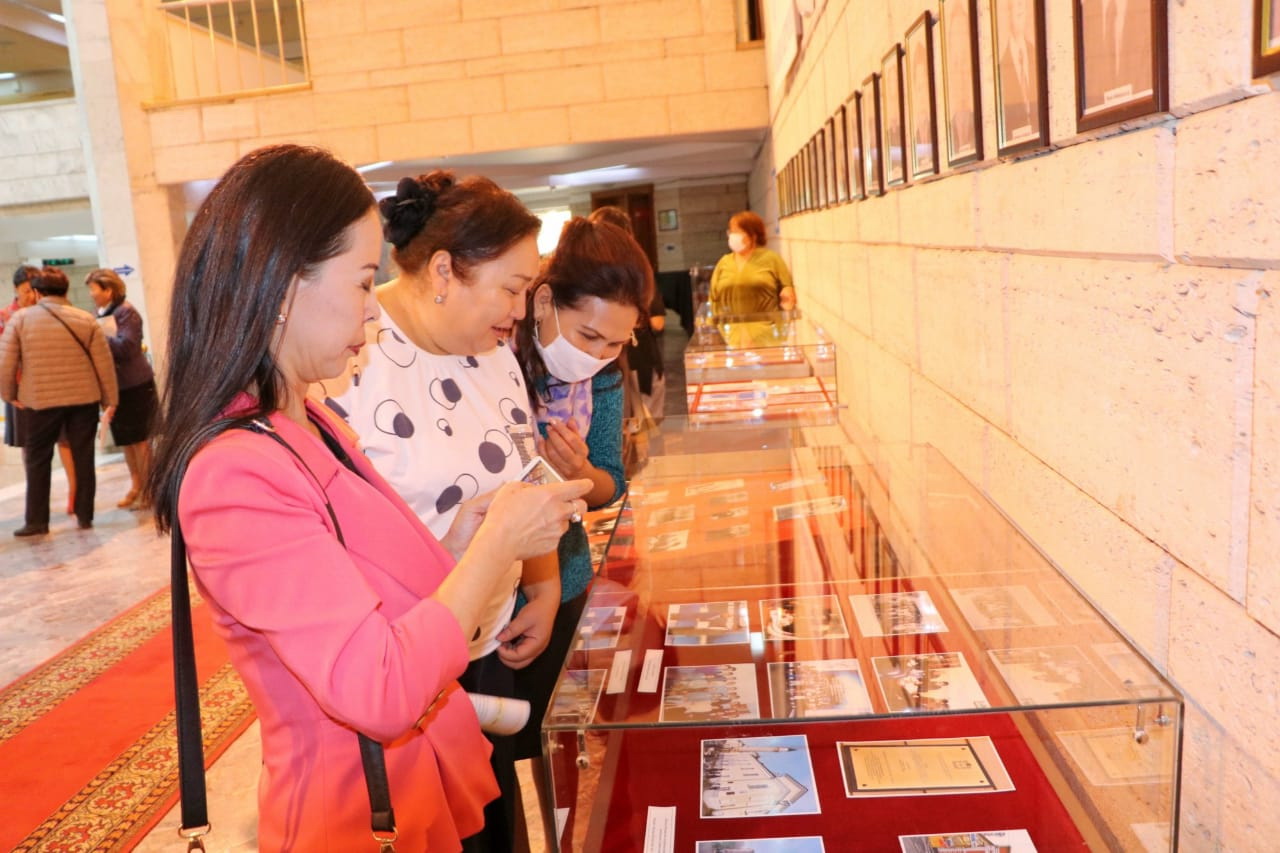 Кемел ойдың керуені