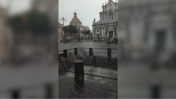 Катания қаласын су басты