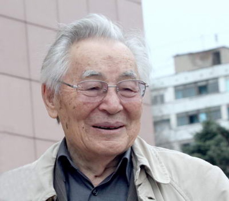 Сенат төрағасы Әбдіжәміл Нұрпейісовті туған күнімен құттықтады