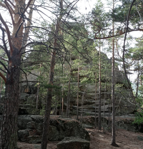 Бурабайда балуанның үңгірі бар...