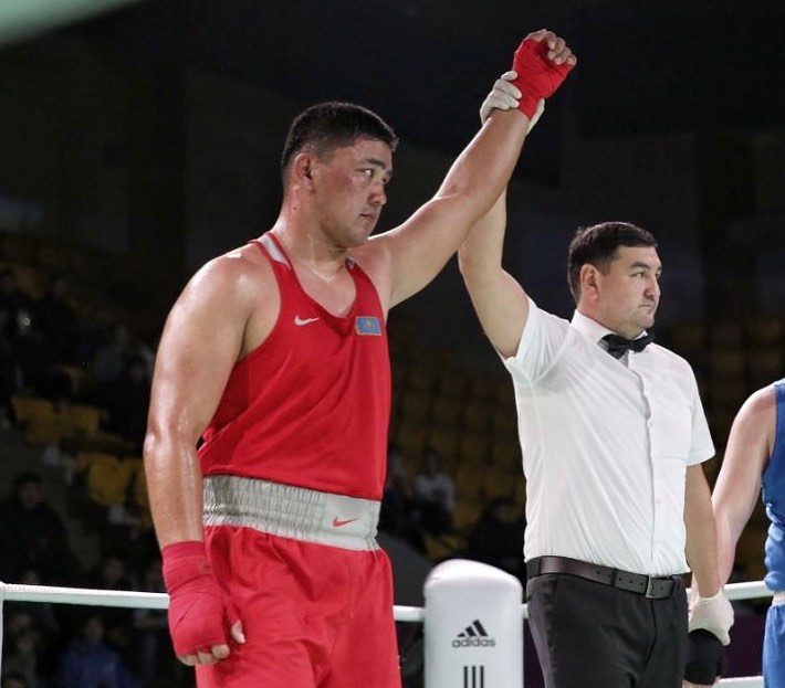 ӘЧ: Нұрлан Сапарбай жеңіліп қалды