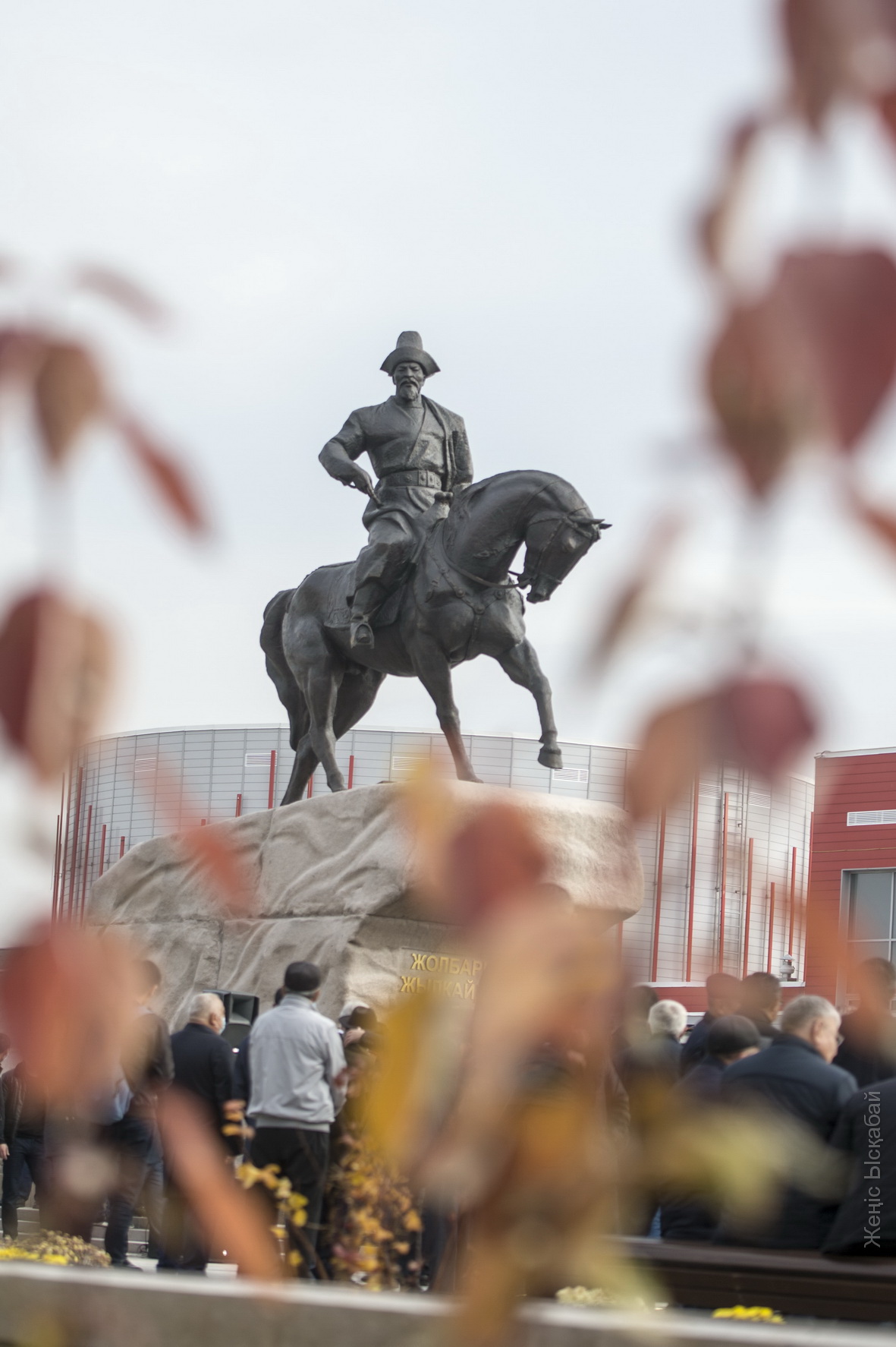 Жарқын болмысты Жолбарыс би