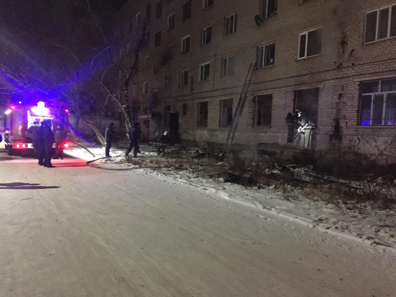 Көкшетауда жатақхана өртенді