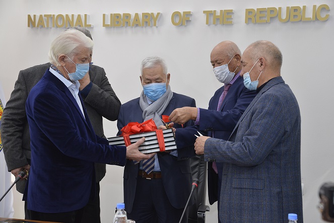 Қас-қағым сәттің хас шебері