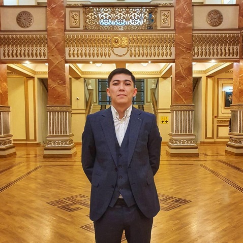 3D принтермен үй салып, тісті тез түземек