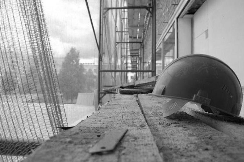 Көкшетауда құрылысшы 9 қабаттан құлап мерт болды