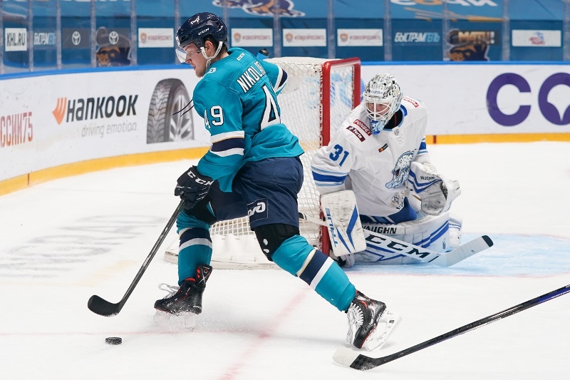 Жеңілістен көз ашар емес