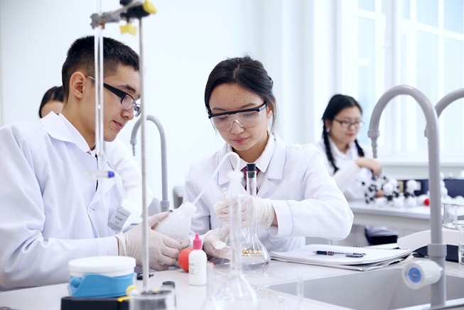 «Үздік ғылыми қызметкер» 6 млн теңге алады