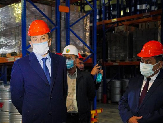 Мағзұм Мырзағалиев Шымкент қаласындағы кәсіпорындарды аралады