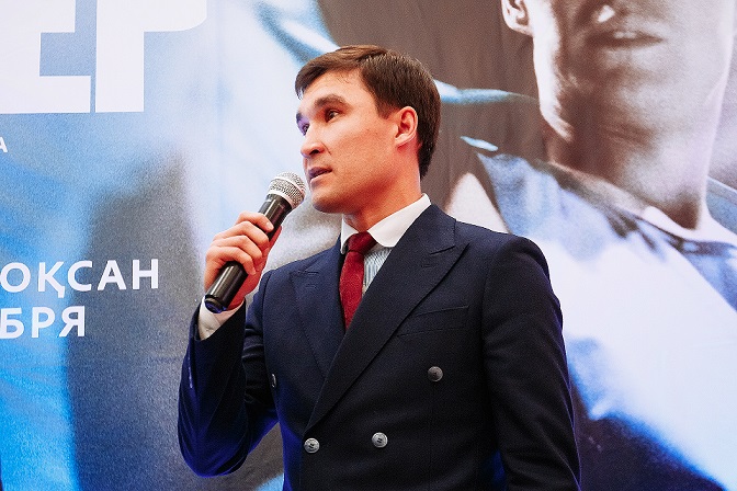 «Боксшы» фильмін тамашалады