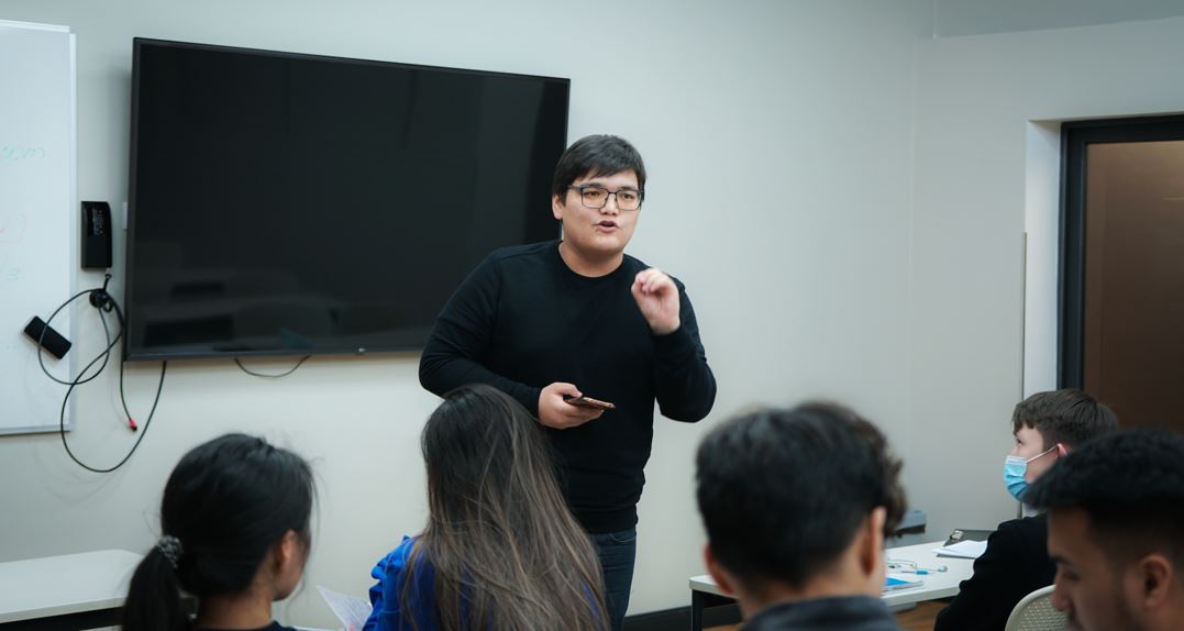 Пікірсайыс турнирі басталды