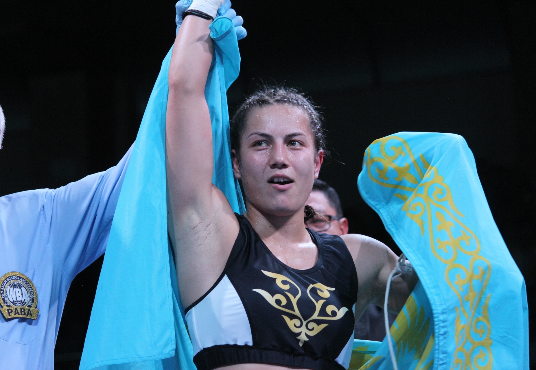 Тейлор-Шарипова жекпе-жегі өтетін уақыт белгілі болды