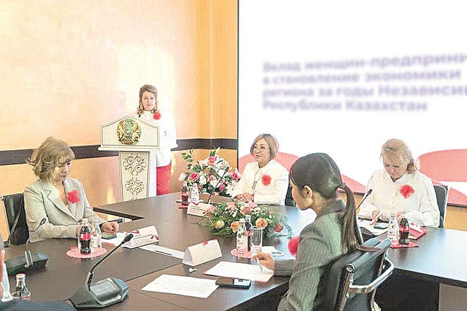 Іскер әйелдер бас қосты