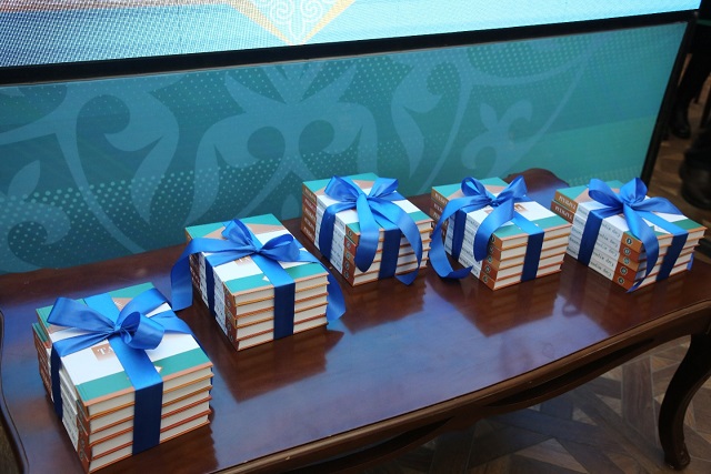 «Сыр журналистикасының тарихы» жарық көрді