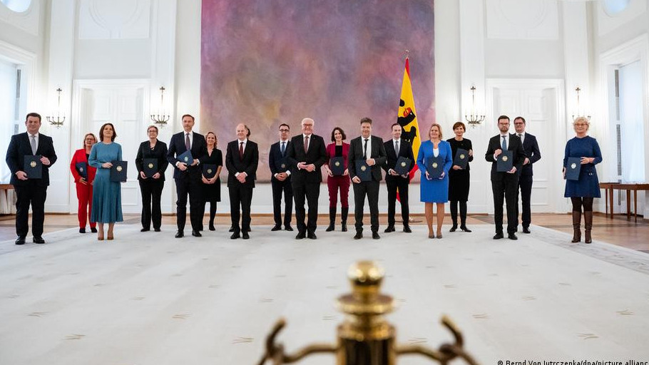 Германия: Жаңа үкіметтің құрамы бекітілді