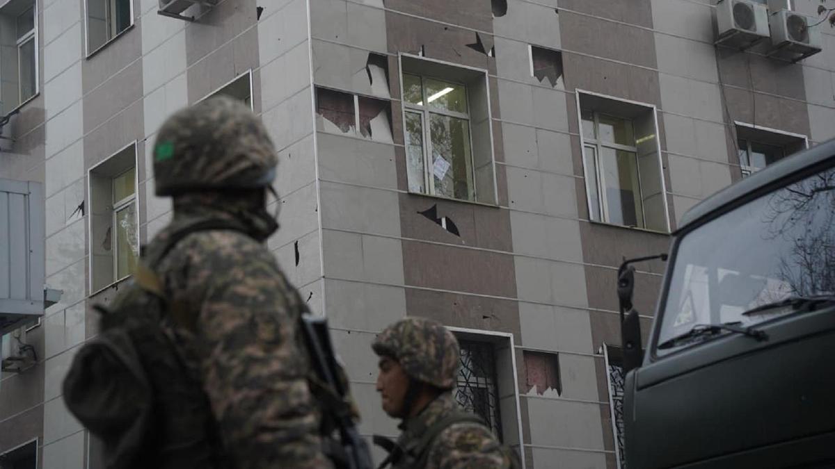 Алматыда тағы екі аудан лаңкестерден тазартылды