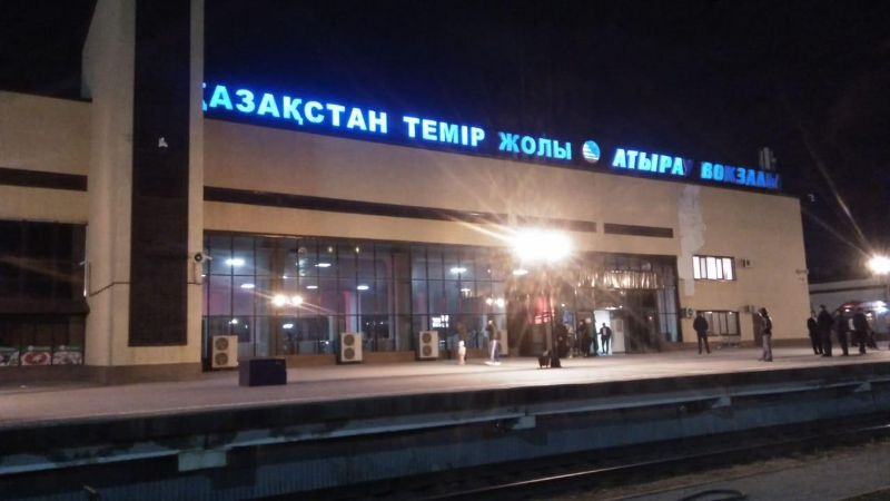 Атыраулықтар коменданттық сағат кезінде жолаушы күтіп ала алады