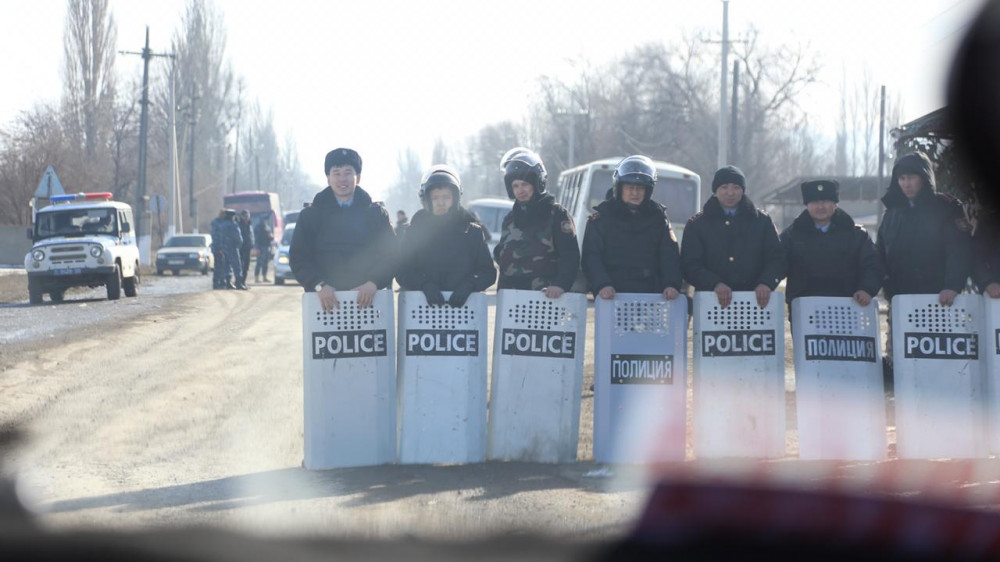 Алматыда бүлікке қатысты деген күдікпен 2402 адам ұсталды