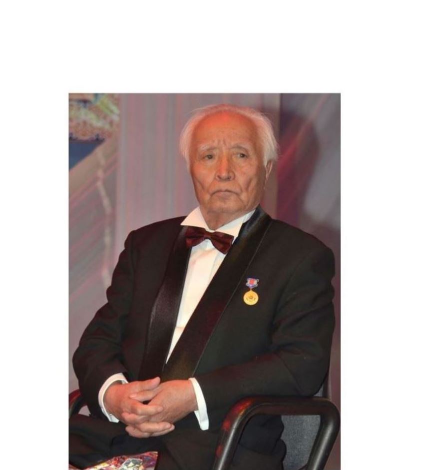 Өмірде өнегелі ізі қалған