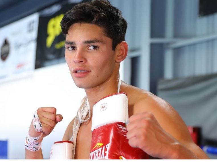 Райан Гарсия «Канелоның» бапкерінен кетті