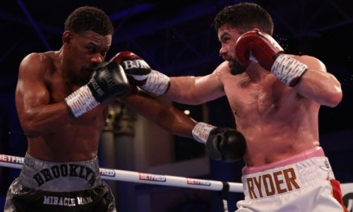 Головкиннің бұрынғы қарсыласы ұпай санымен жеңілді