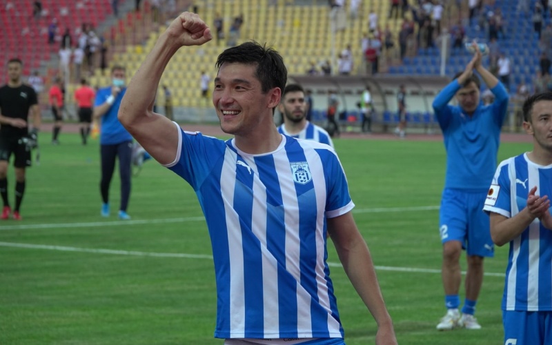 Елдос Ахметов мансабын «Тараз» сапында жалғастырады