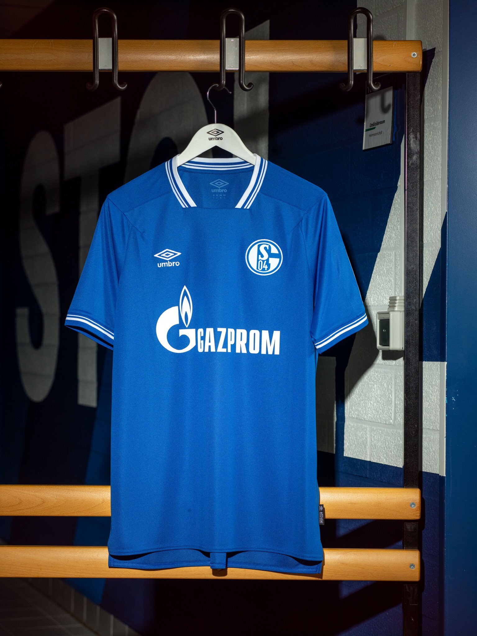 Германиялық клуб ресейлік компанияның демеушілігінен бас тартты