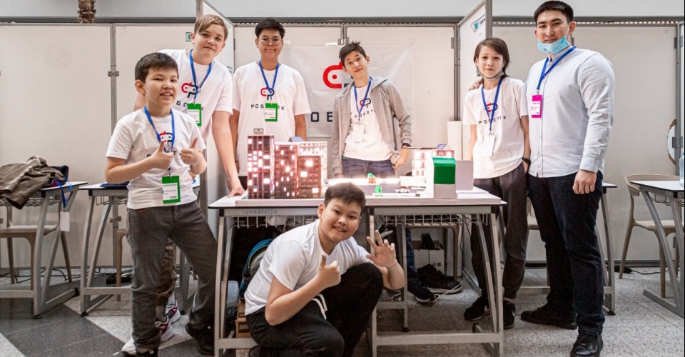 Оқушылар АҚШ-қа жолдама жеңіп алды