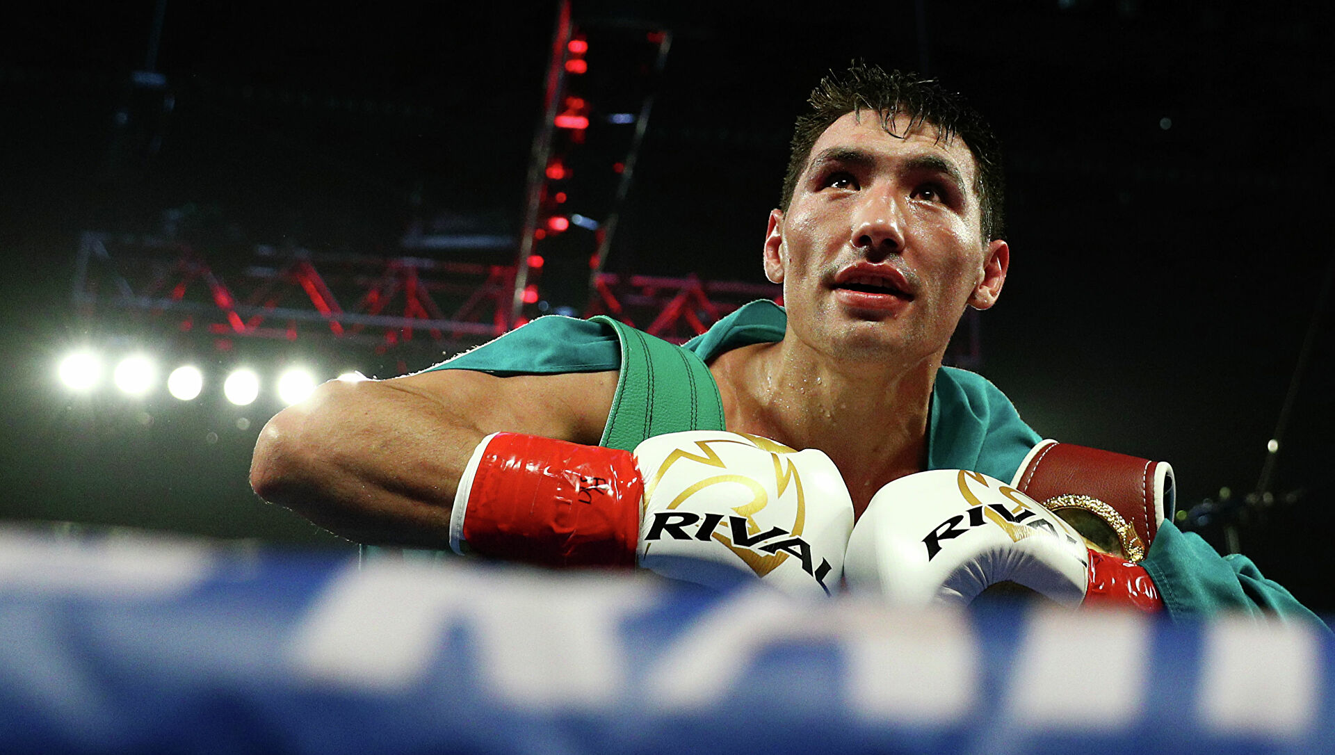 Дигнум жекпе-жекті қабылдамаса орта салмақты жабу керек – Жәнібек Әлімханұлы