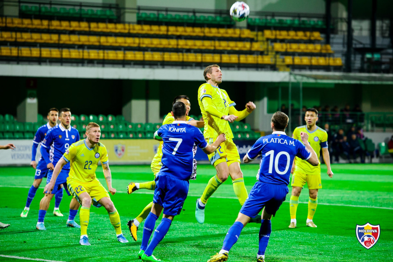 Сырт алаңда Молдованы жеңді